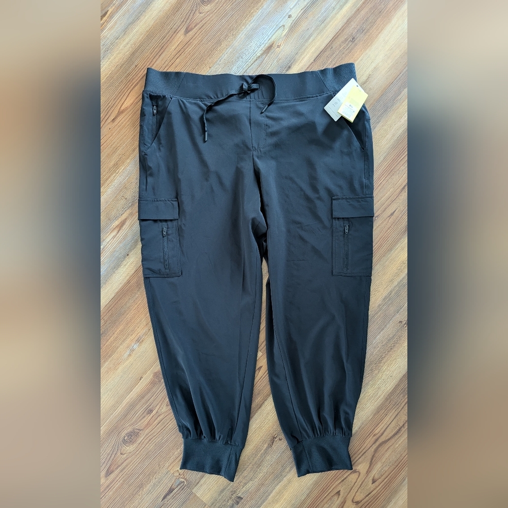All In Motion Women's Black Cargo Jogger Pants